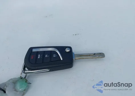 2018 Toyota Camry Le from USA, damaged, VIN 4T1B11HK3JU044579